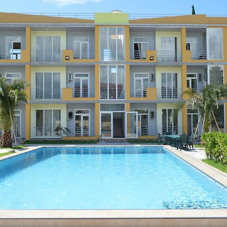 Hotel Buta Batumi Bagian luar foto