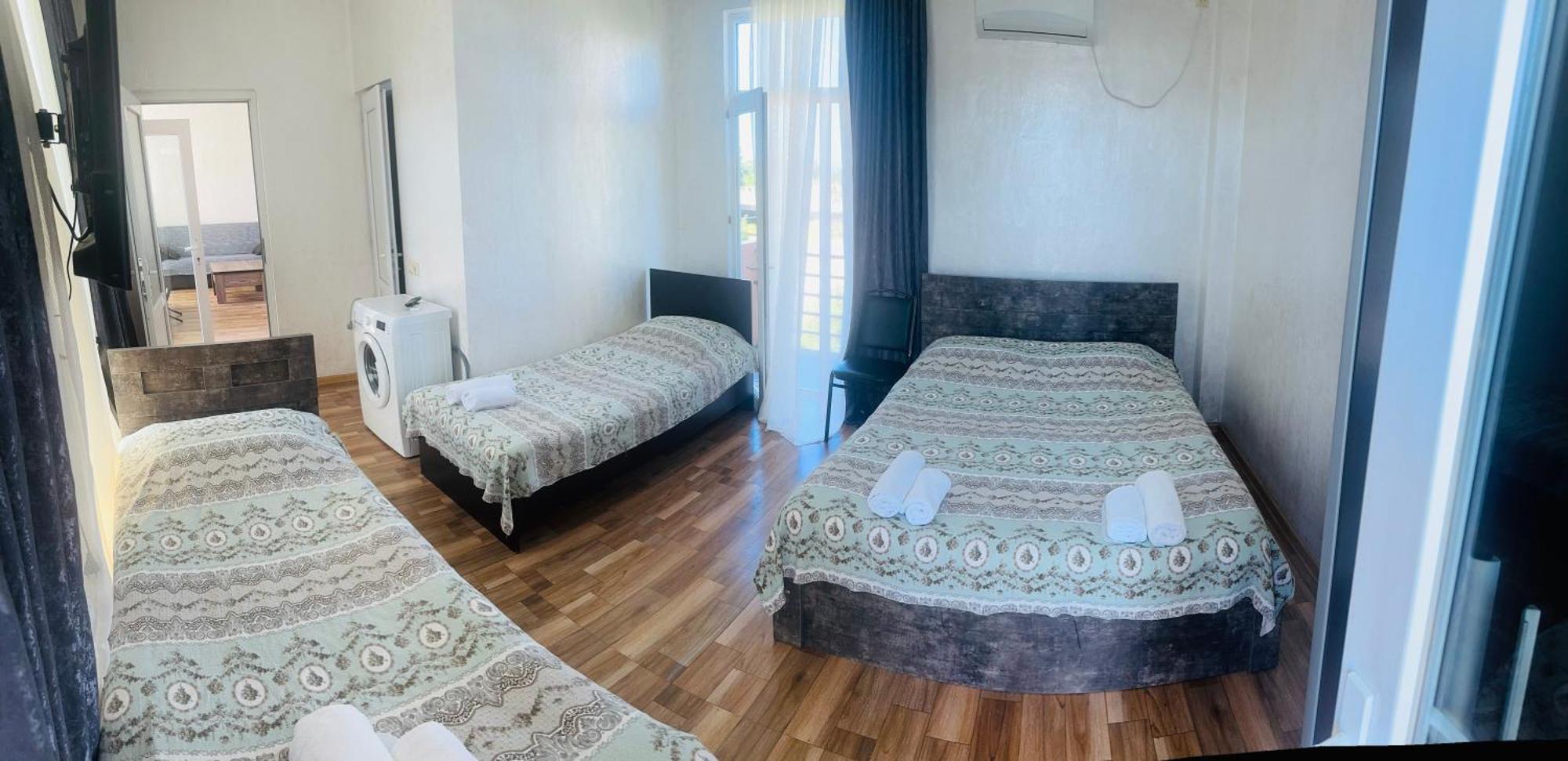Hotel Buta Batumi Bagian luar foto
