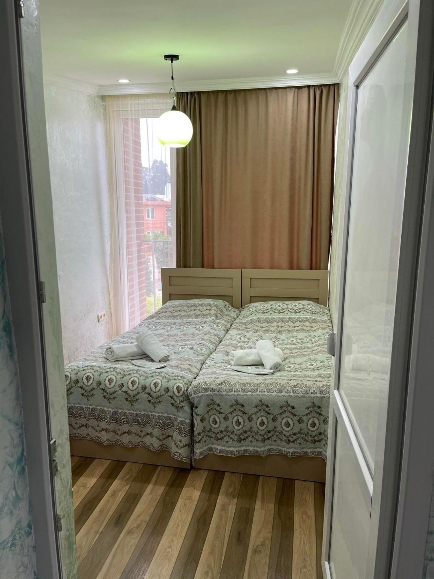 Hotel Buta Batumi Bagian luar foto