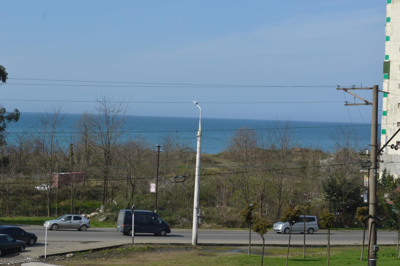 Hotel Buta Batumi Bagian luar foto