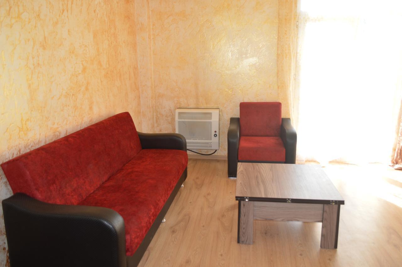 Hotel Buta Batumi Bagian luar foto