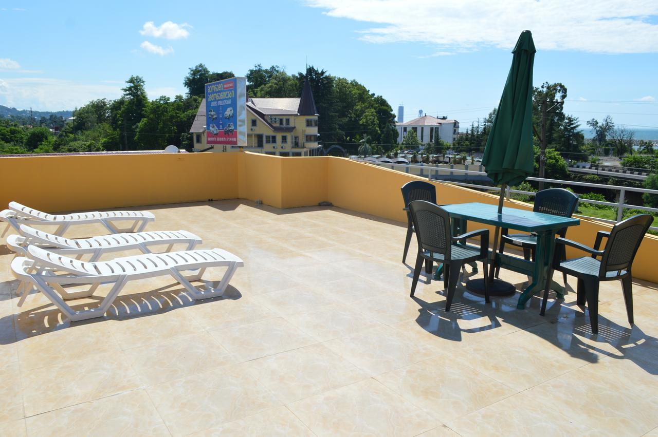 Hotel Buta Batumi Bagian luar foto