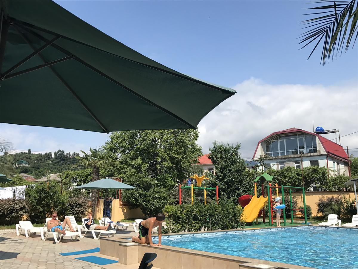 Hotel Buta Batumi Bagian luar foto